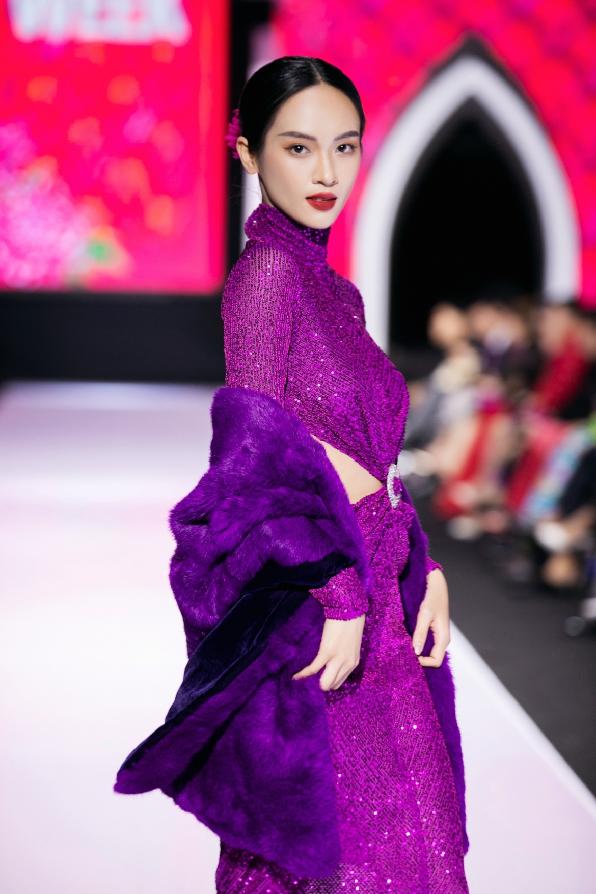 Designer Adrian Anh Tuan also makes use of materials friendly to the environment.