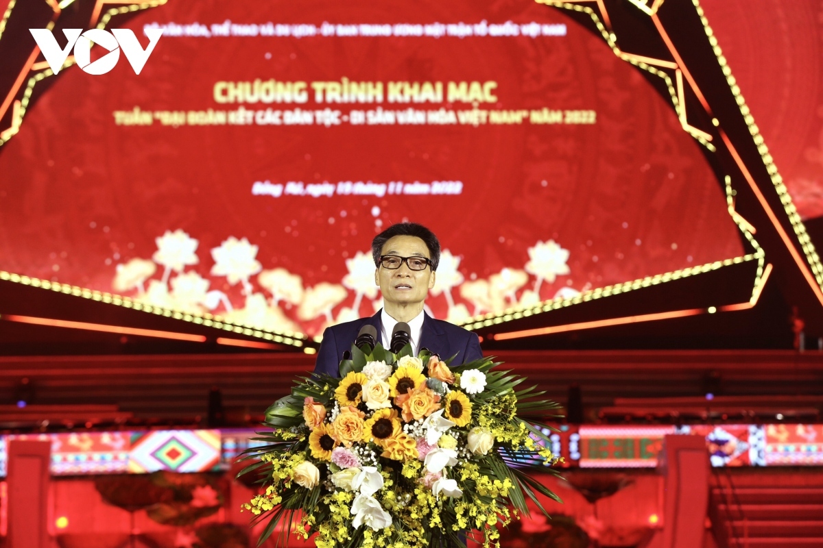 Deputy Prime Minister Vu Duc Dam addresses the event