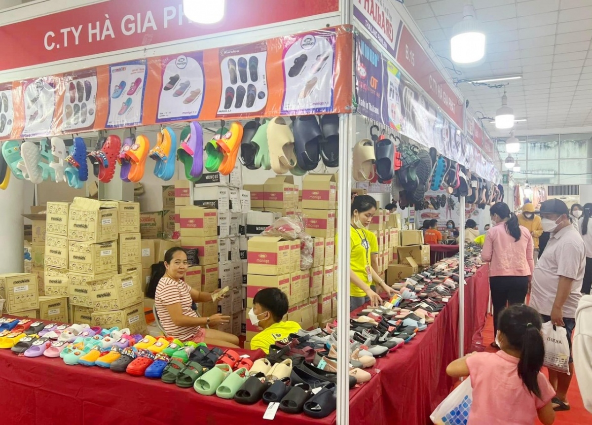 A Thai booth at the fair (Photo: thoidai.com.vn)