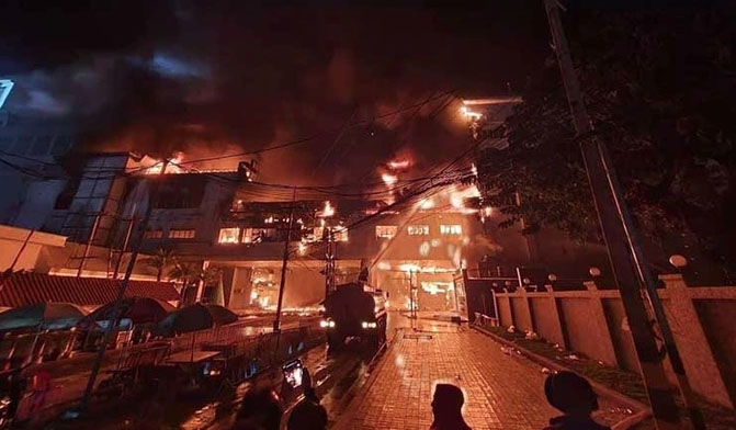 At the scene of the fire. (Photo: KhmerTimes)