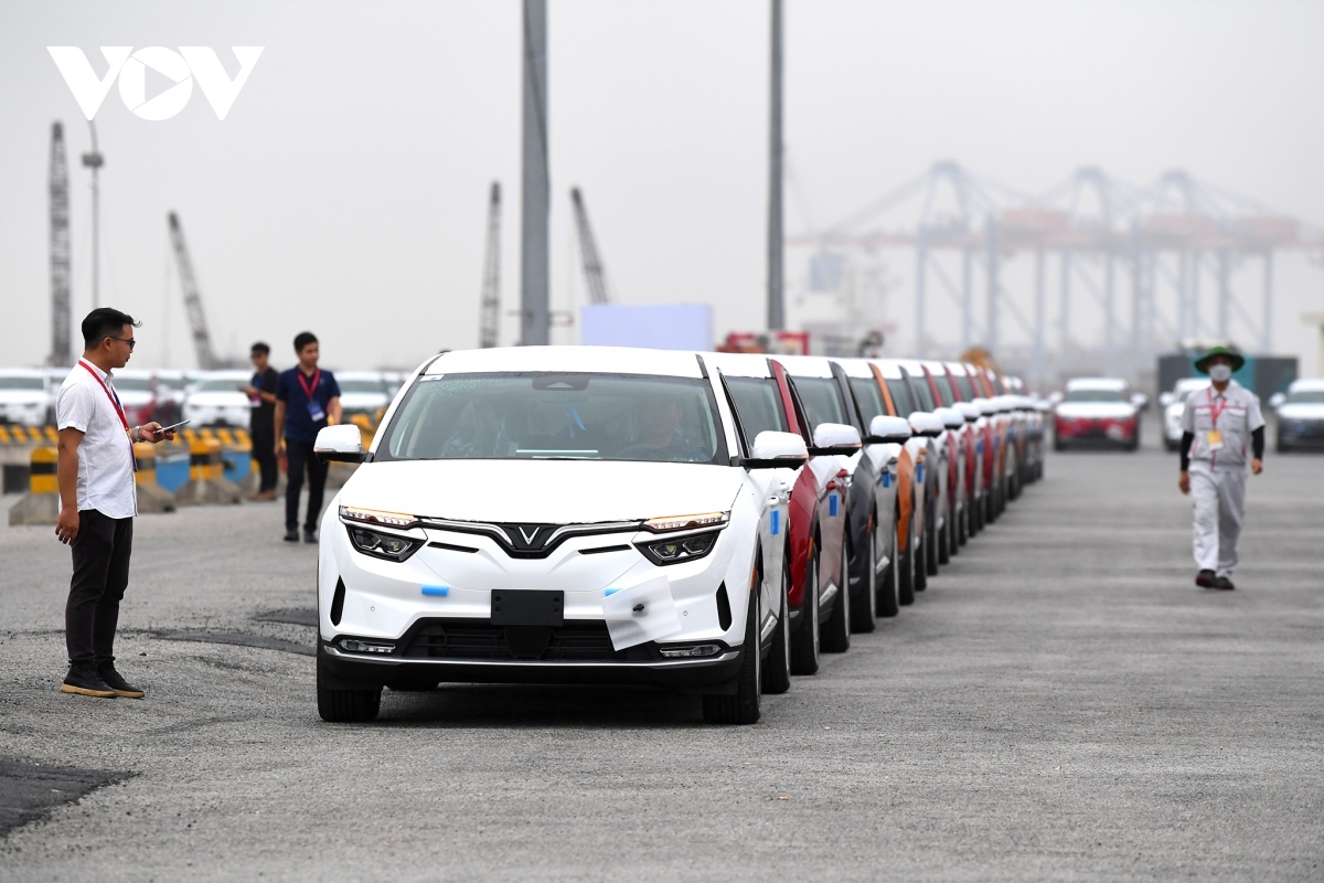 VinFast exports the first batch of VF 8 cars to the US market in late November