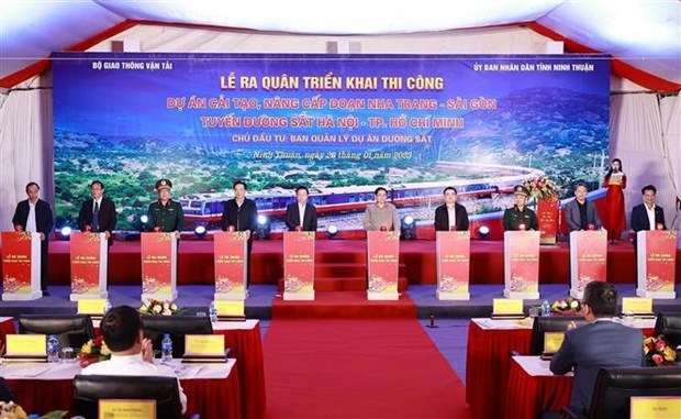 The launch of forces for the upgrade of the Nha Trang - Saigon rail route on January 26