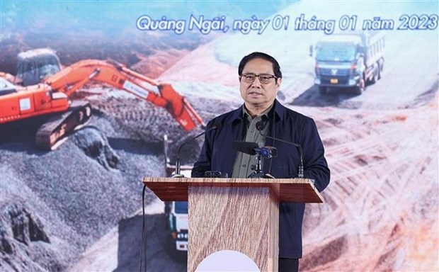 Prime Minister Pham Minh Chinh addresses the groundbreaking event