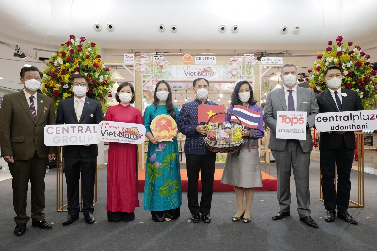 Vietnamese goods are introduced in a number of markets in Thailand