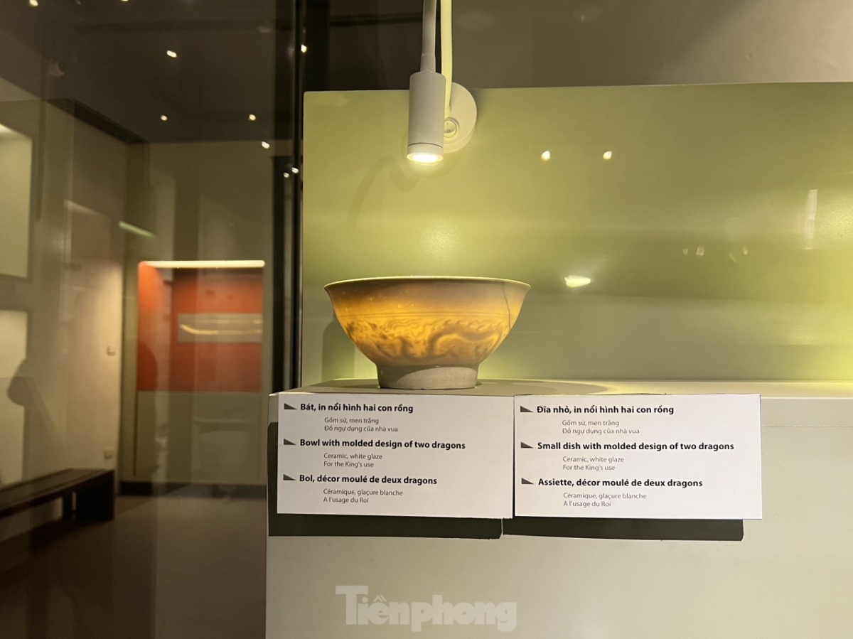 The citadel is a complex of historic imperial buildings located in the centre of Hanoi which was first constructed in 1011 under the reign of King Ly Thai To of the Ly dynasty which reigned from 1009 to 1225. The site is one of the 10 special national heritage sites proclaimed by the Prime Minister in 2009 and was inscribed on the World Heritage List by UNESCO’s World Heritage Committee in 2010.