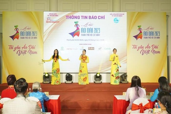 At the press conference of Ao Dai Festival (Photo: /nld.com.vn)