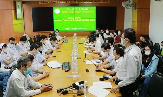 The Ministry of Health delegation has a working session with the HCM City Hospital for Tropical Diseases