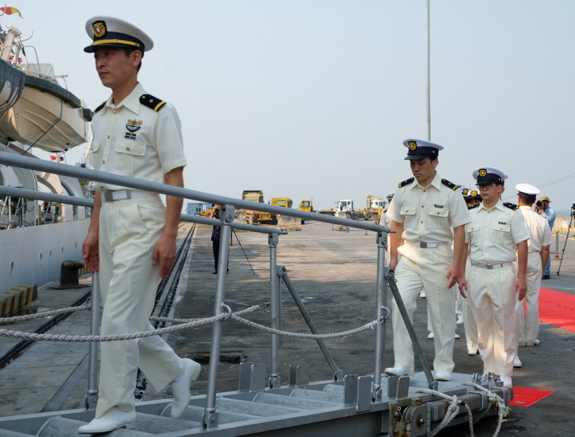 During their trip to Vietnam, Japanese crew members will pay a courtesy visit to the leaders of Da Nang municipal People’s Committee, in addition to engaging in several exchange and training activities with soldiers and officers of the High Command of the Vietnam Coast Guard Region 2 and the Vietnam Maritime Search and Rescue Coordination Centre Zone 2 in Da Nang.