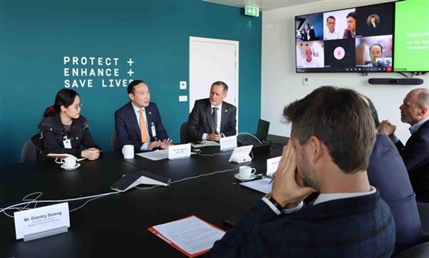 Vietnamese Ambassador to Belgium Nguyen Van Thao addresses the event (Photo: VNA)