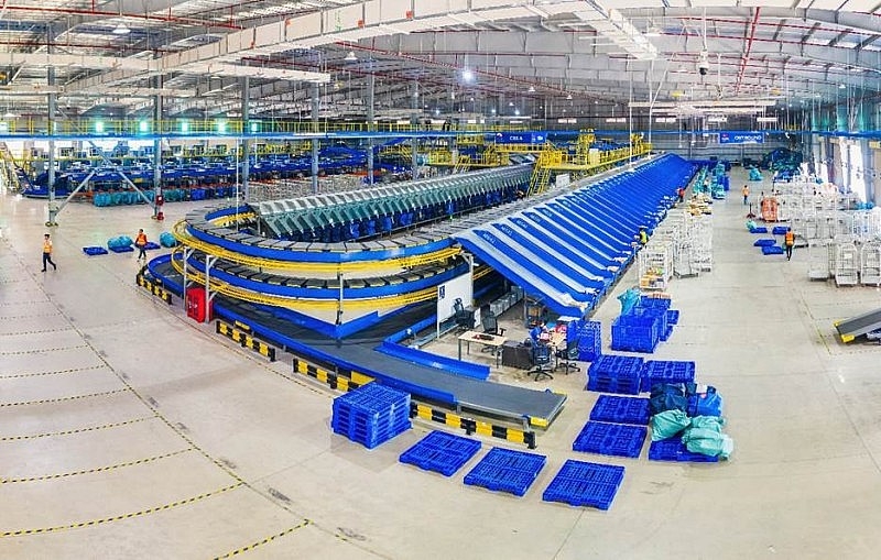 E-commerce logistics segment is attractive to local businesses (Photo:congthuong.vn)