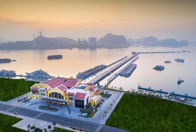 Ha Long International Cruise Port is nominated at 2023 World Travel Awards. (Photo: Reviewhalong)