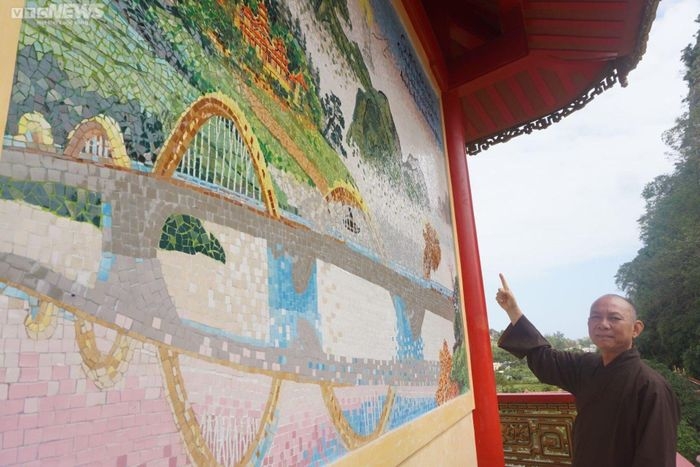 Each painting is unique due to having its own meaning and features many of the nation’s famous landscapes.