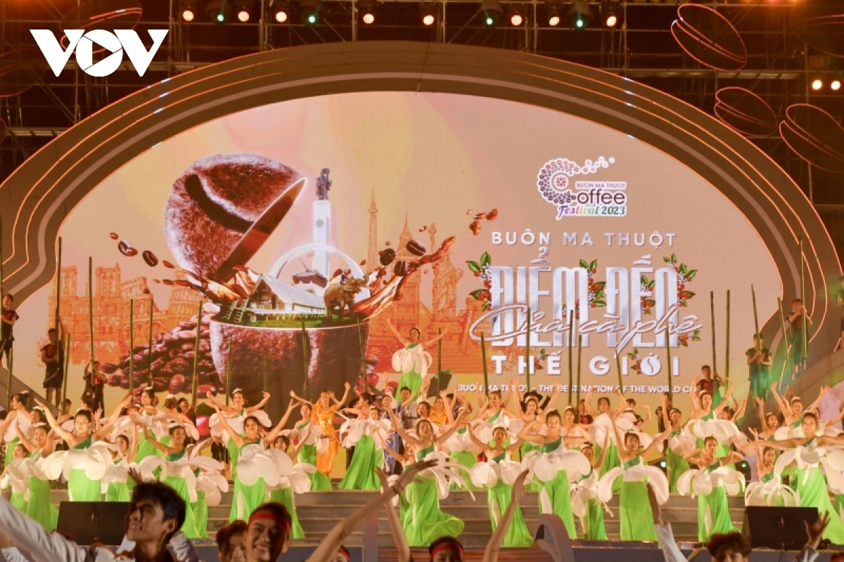 The festival opened with the theme of “Buon Ma Thuot - Destination of the World’s Coffee” and featured an array of colourful and exciting activities during the course of the five days.