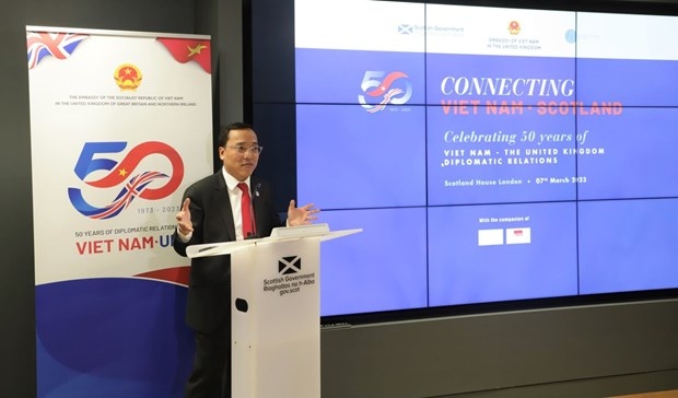 Vietnamese Ambassador to the UK Nguyen Hoang Long speaks at the event