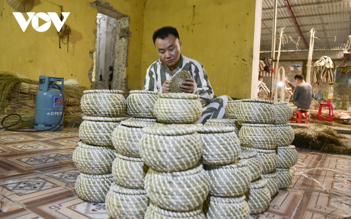 Chu Xay, a Laotian citizen, said that in his previous life with his family he did not know what to do. Thanks to the support from jail officers, Chu Xay noted that it has changed him and made him determined to change his ways.
