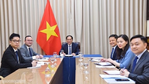 Vietnamese Minister of Foreign Affairs Bui Thanh Son (centre) at the talks. (Photo: VNA)