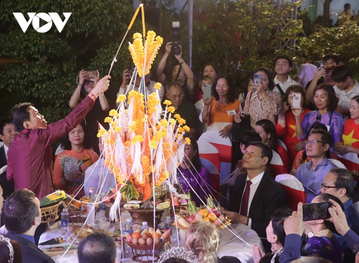 One of typical New Year customs of Laos is re-entacted during the Bunpimay festival