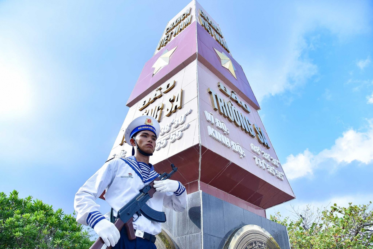 Truong Sa is one of Vietnam’s groups of islands in the East Sea. It was liberated on April 29, 1975.