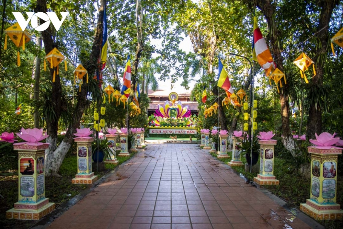 Dieu De is considered to be one of the 20 most renowned pagodas throughout Hue, with the site well decorated for the event.