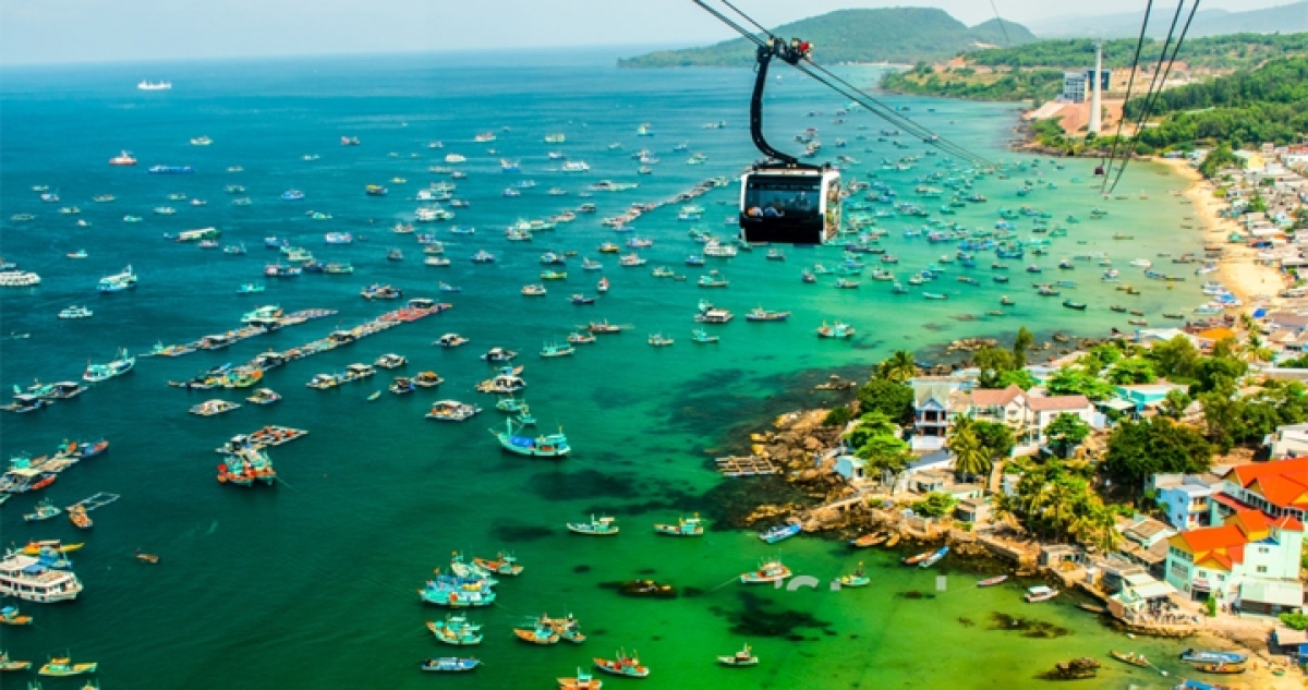 An overview of Phu Quoc island from Hon Thom cable car