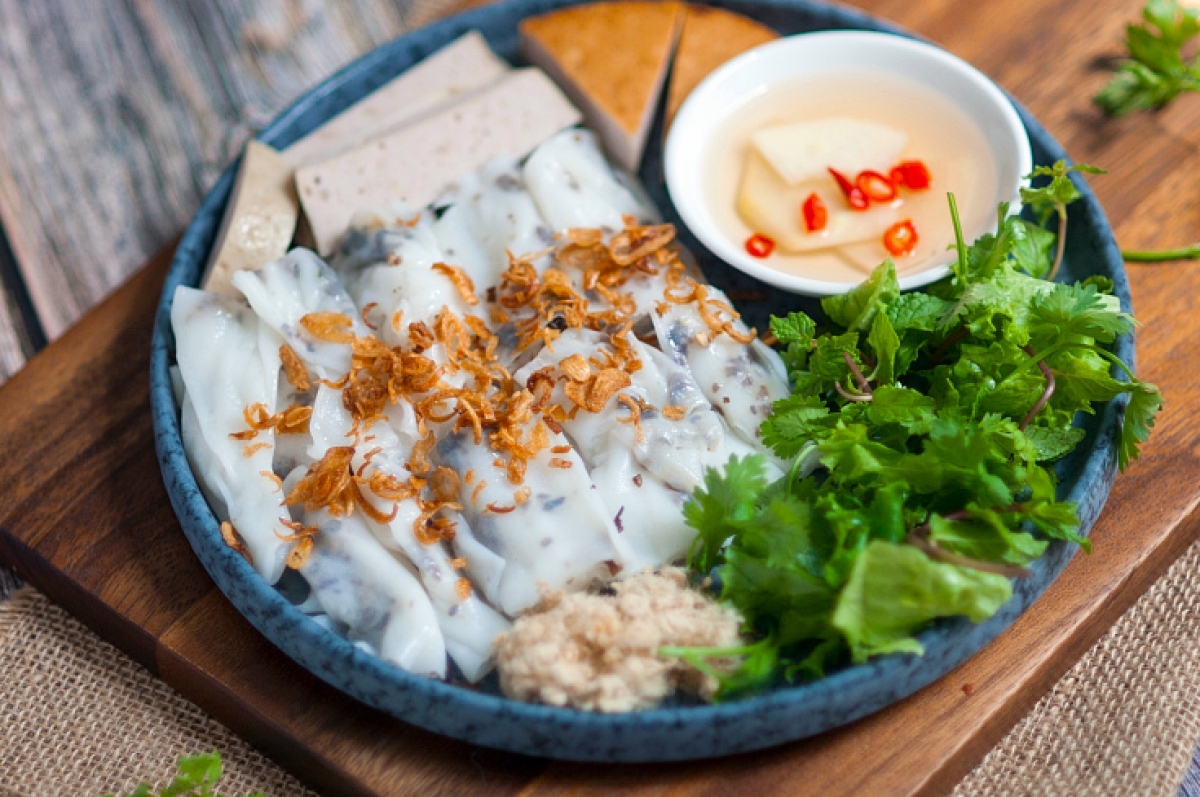 Bánh cuốn (Photo: Shutterstock)