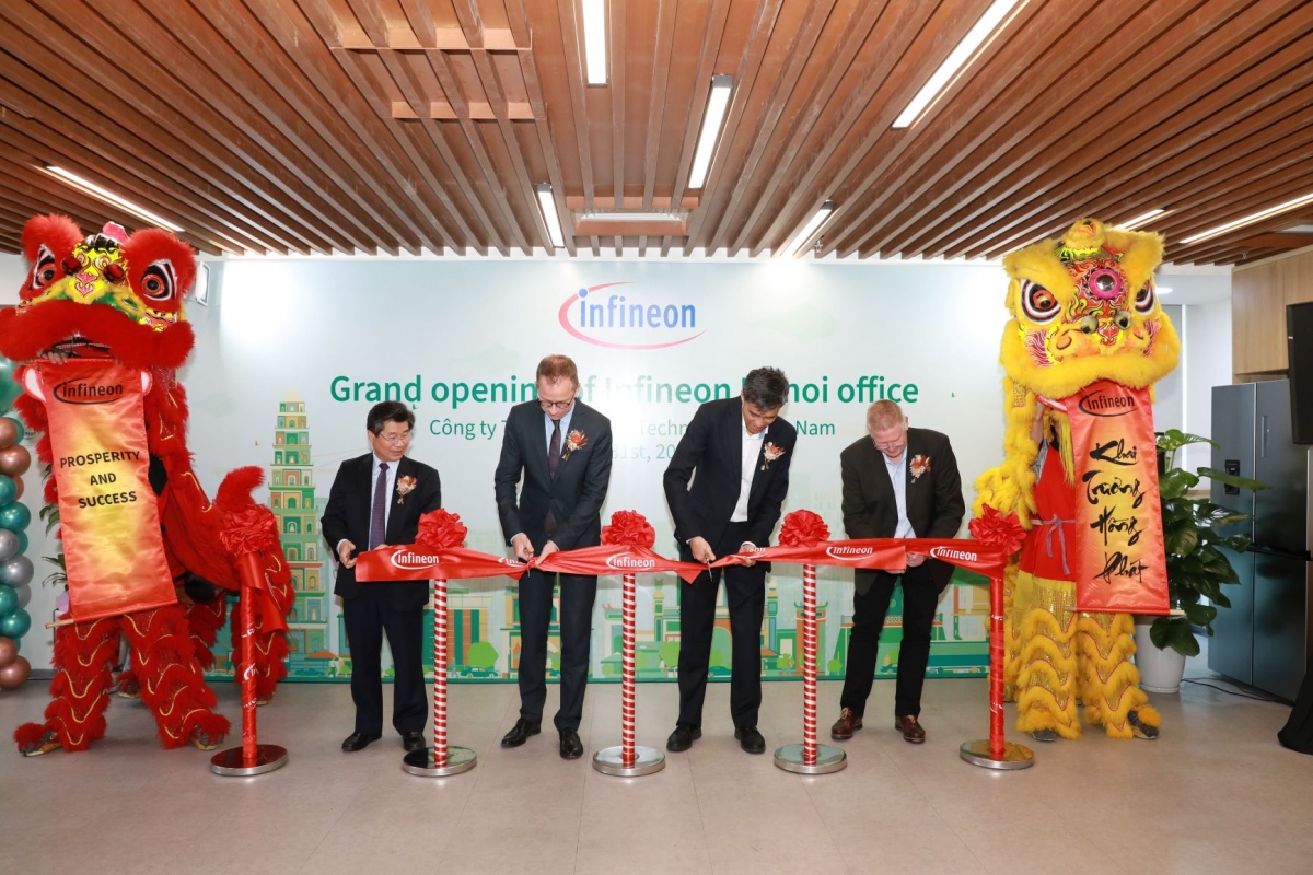 Infineon Technologies AG, a world leader in semiconductor solutions, on May 31 inaugurates its Infineon Hanoi office. (Photo courtesy of Infineon Technologies AG)