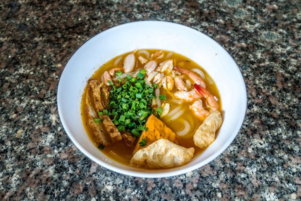 Bánh canh cua (Photo: Shutterstock)