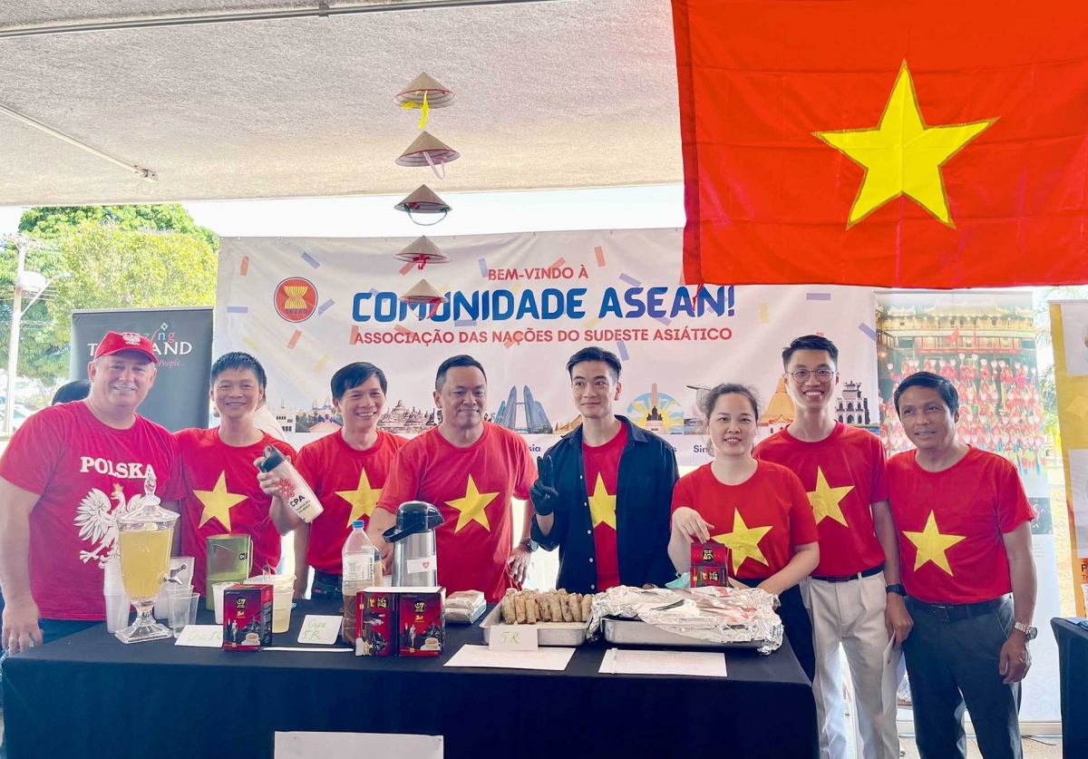 The event gives Vietnam the chance to promote traditional culture and tourism products to international friends.