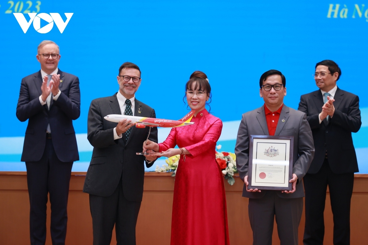 Vietjet Air receives a licence and announces the launch of a direct air route between Ho Chi Minh City and Brisbane of  Australia.