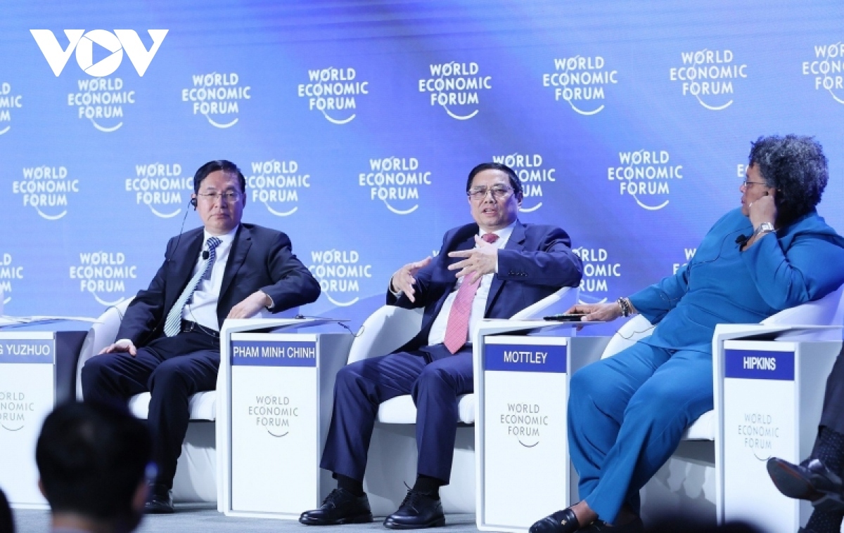 Vietnamese Prime Minister Pham Minh Chinh (centre) speaks at the first session of the 14th annual meeting of the New Champions of WEF in Tianjin, China, on June 27.