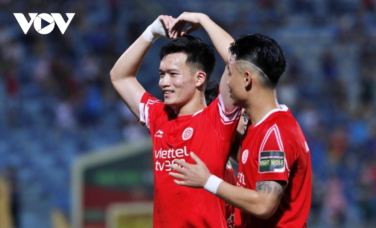 Hoang Duc is named as the most valuable footballer in V.League 1 2023