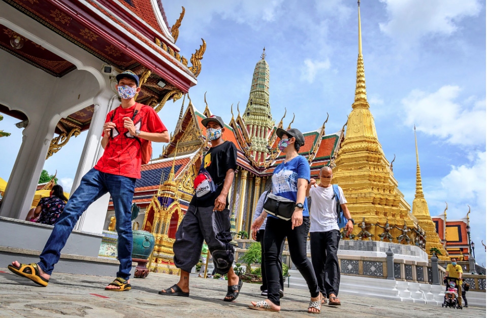Thailand aims to attract 25 million foreign visitors this year. (Photo: VNA)