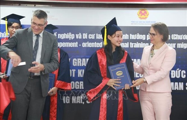 At the graduation ceremony (Photo:VNA)