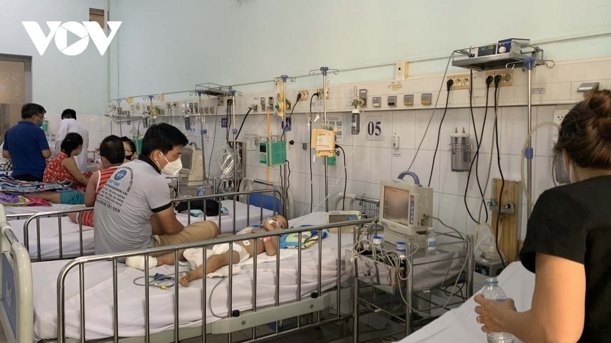 A child with dengue fever receives intensive treatment at a hospital in Hanoi 