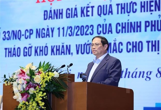 Prime Minister Pham Minh Chinh speaks at the conference.