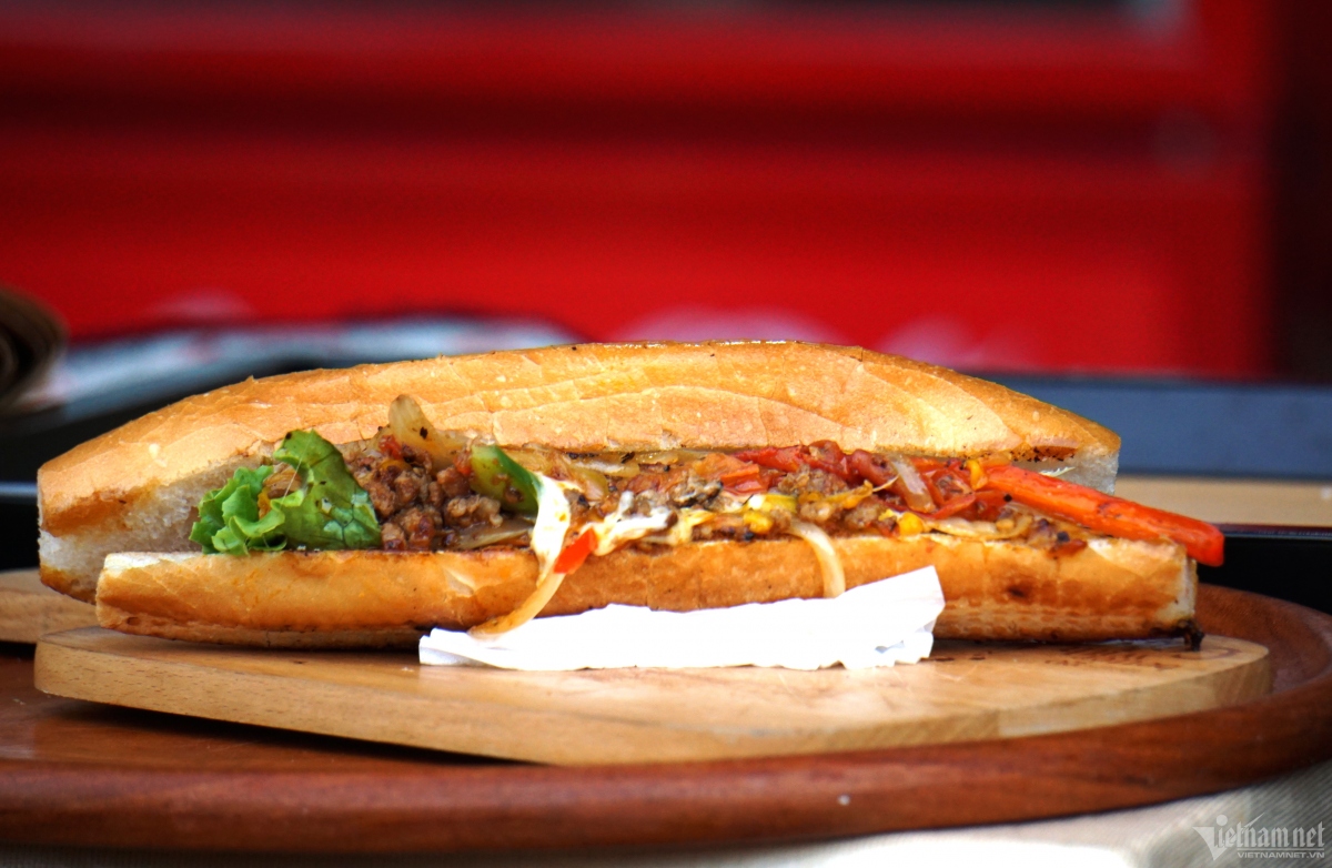 Vietnamese baguette (Banh mi) proves to be among the favourites during the event.