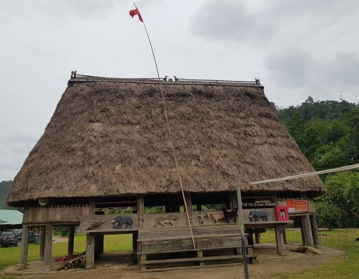 Guol house of Por’ning hamlet, Lang commune, Tay Giang district, Quang Nam province (Photo: Ngoc Anh)