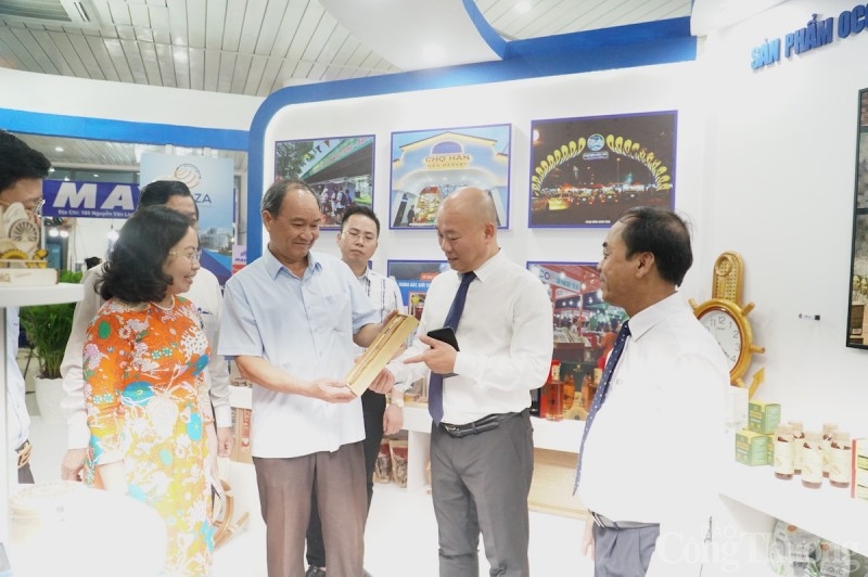 EWEC Fair - Da Nang 2023 serves as an effective channel in order to help businesses boost trade exchanges and seek business cooperation opportunities. (Photo: congthuong.vn)