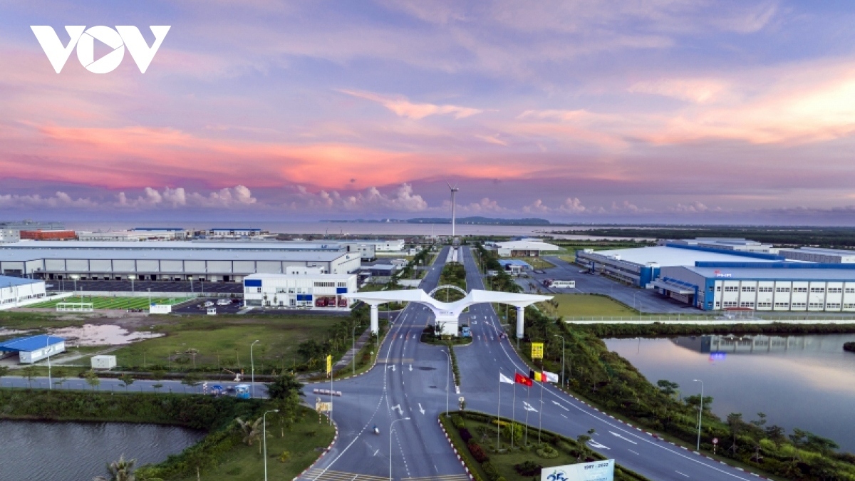 Hai Phong currently has 14 industrial parks in operation, in which Deep C Industrial Park is one of two industrial parks piloted to build an eco-industrial park in the time ahead.