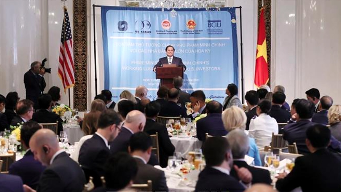 Prime Minister Pham Minh Chinh woos US investors into Vietnamese market during a working lunch in New York on September 21.