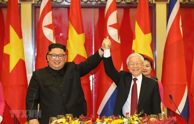 Party General Secretary Nguyen Phu Trong hosts a banquet in honour of DPRK President Kim Jong Un in March 2019. (Photo: VNA)