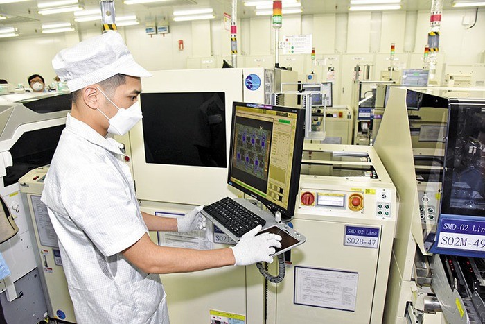 Vietnam is viewed as an attractive destination for semiconductor chip manufacturers globally. (Photo: congthuong.vn)