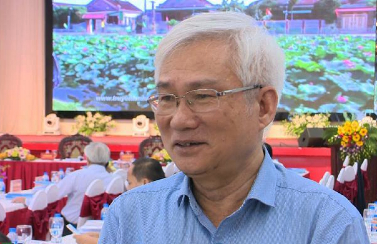 Professor, Dr. Mach Quang Thang, a Party history researcher