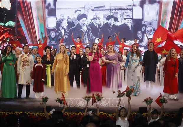 An art performance to celebrate the National Day (September 2) (Photo: VNA)