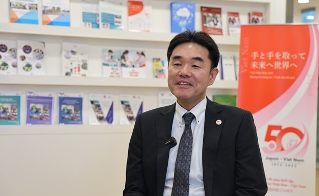 JICA's chief representative Sugano Yuichi