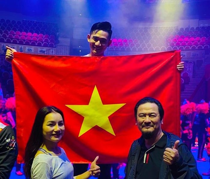 Vietnamese artists win a silver medla at international circus festival in Russia. (Photo: nld.com.vn)