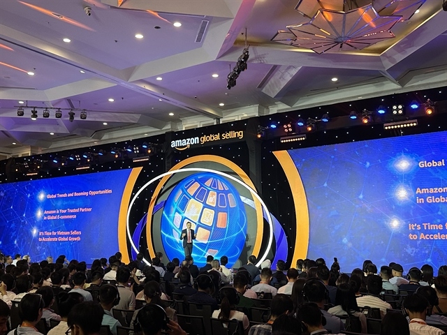 Eric Broussard, Vice-President, Worldwide Global Selling &amp; International Seller Services spoke at the event. (Photo: vietnamplus.vn)
