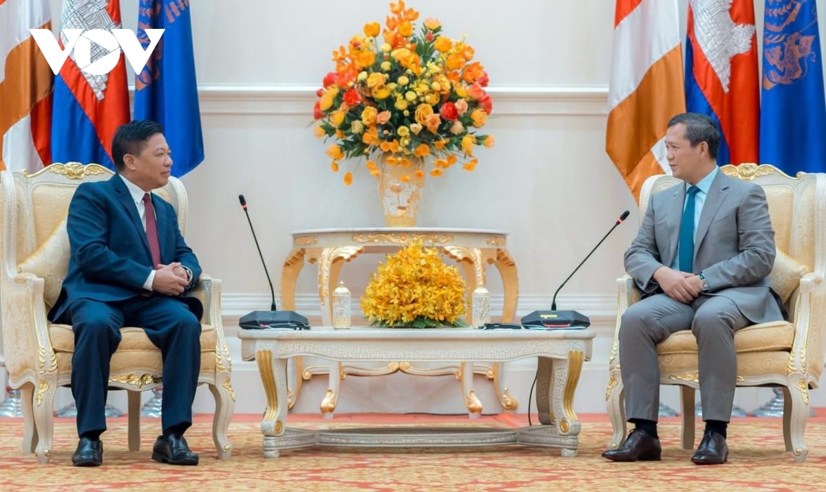 Vietnamese Ambassador to Cambodia Nguyen Huy Tang and Cambodia  Prime Minister Samdech Thipadei Hun Manet