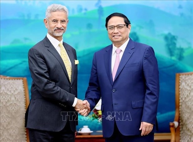 Prime Minister Pham Minh Chinh (R) and Indian Minister of External Affairs S. Jaishankar. (Photo: VNA)