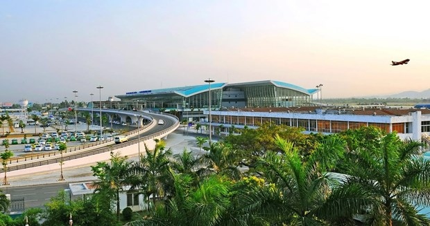 Da Nang International Airport is one of the four airports that Australia will support Vietnam in reviewing and evaluating planning. (Photo: baogiaothong.vn)